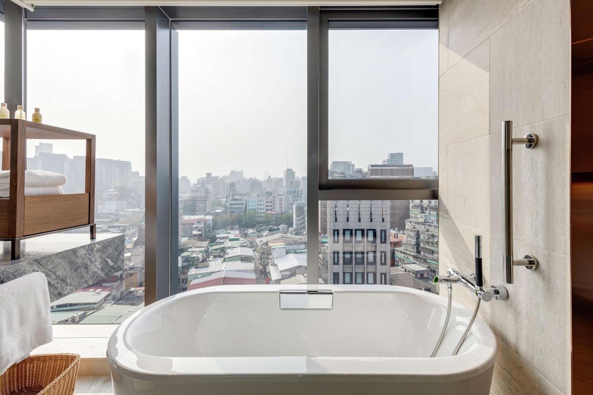 ดับเบิลทรี บาย ฮิลตัน ไทเป จงซาน Hotel ภายนอก รูปภาพ
